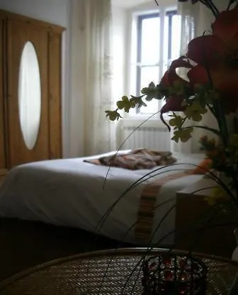 Oda ve Kahvaltı Al Ponterosso 4*